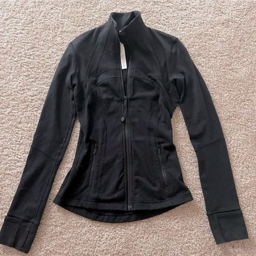 Black lulu lemon define jacket